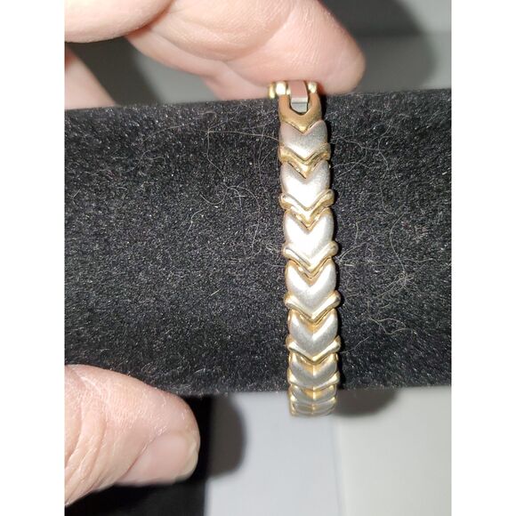 A Vintage Gold And Silver Tone Dual Metal Bracelet Elegant Formal Gift - Picture 3 of 12